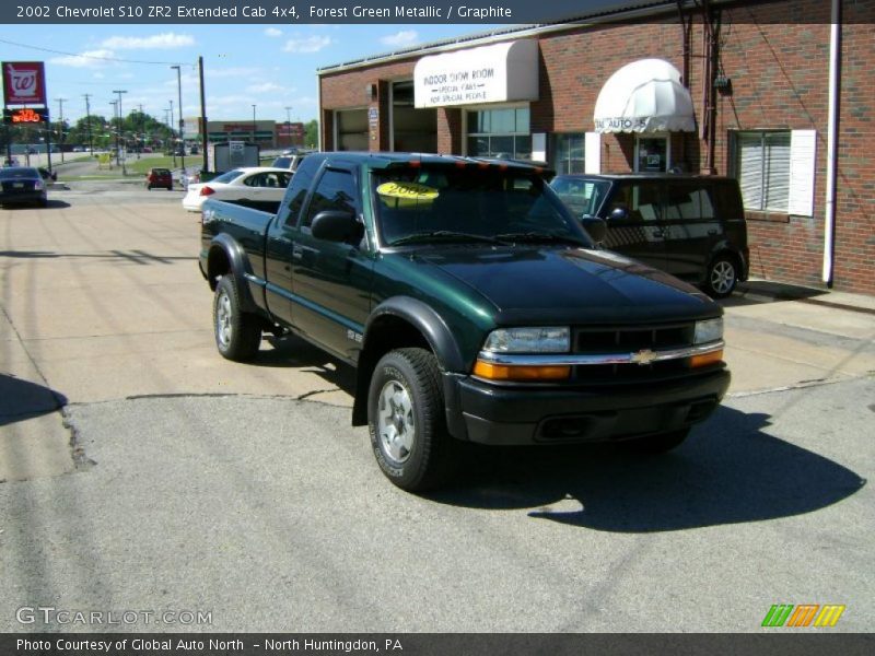 Forest Green Metallic / Graphite 2002 Chevrolet S10 ZR2 Extended Cab 4x4
