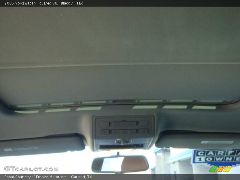 Black / Teak 2005 Volkswagen Touareg V8