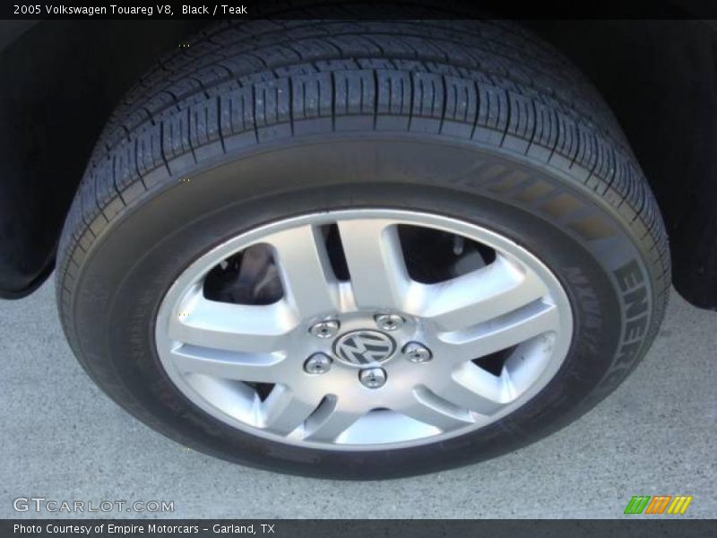 Black / Teak 2005 Volkswagen Touareg V8
