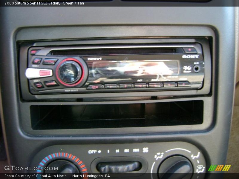 Green / Tan 2000 Saturn S Series SL2 Sedan