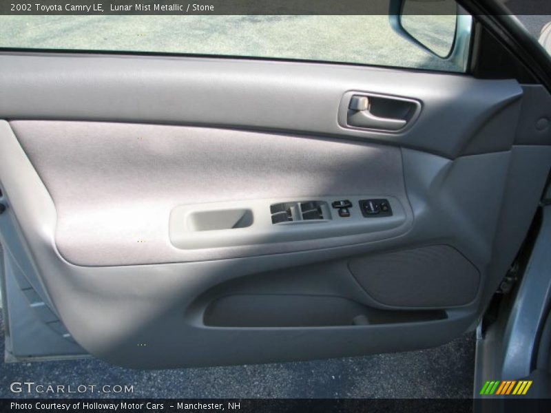 Lunar Mist Metallic / Stone 2002 Toyota Camry LE