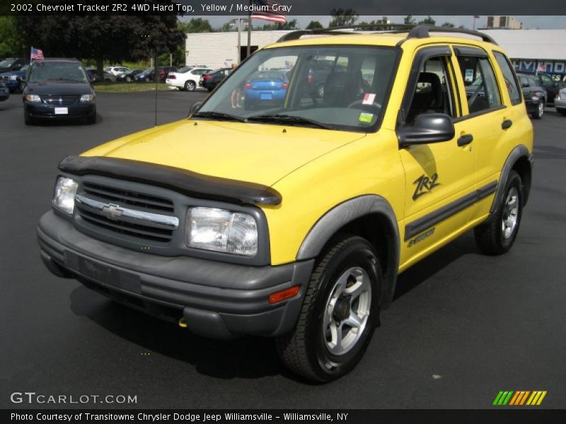 Yellow / Medium Gray 2002 Chevrolet Tracker ZR2 4WD Hard Top