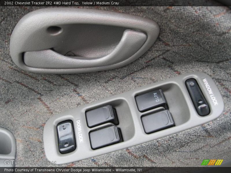 Yellow / Medium Gray 2002 Chevrolet Tracker ZR2 4WD Hard Top