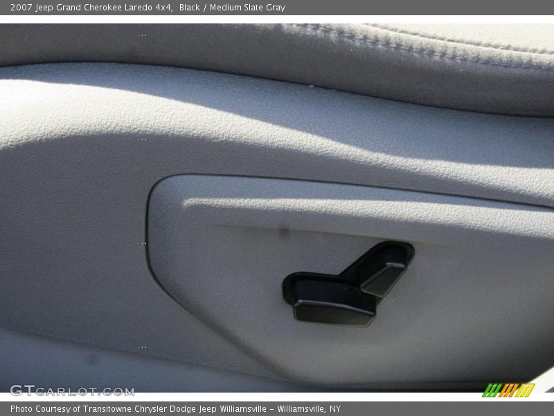 Black / Medium Slate Gray 2007 Jeep Grand Cherokee Laredo 4x4