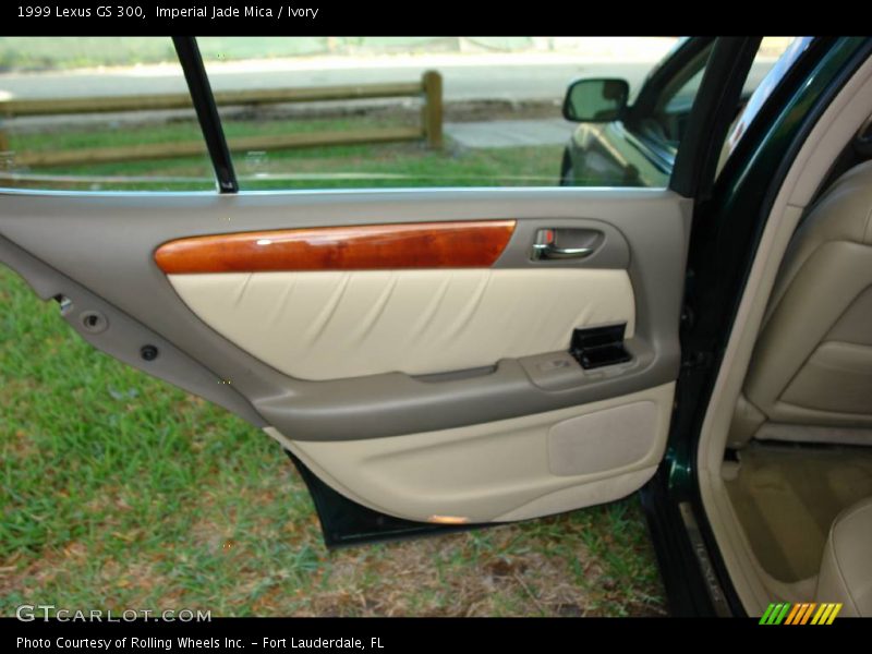 Imperial Jade Mica / Ivory 1999 Lexus GS 300