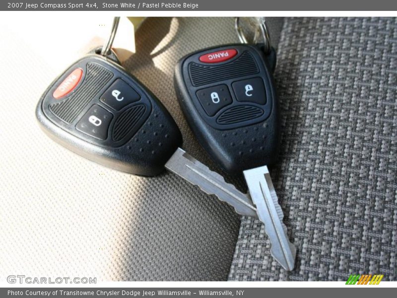 Stone White / Pastel Pebble Beige 2007 Jeep Compass Sport 4x4