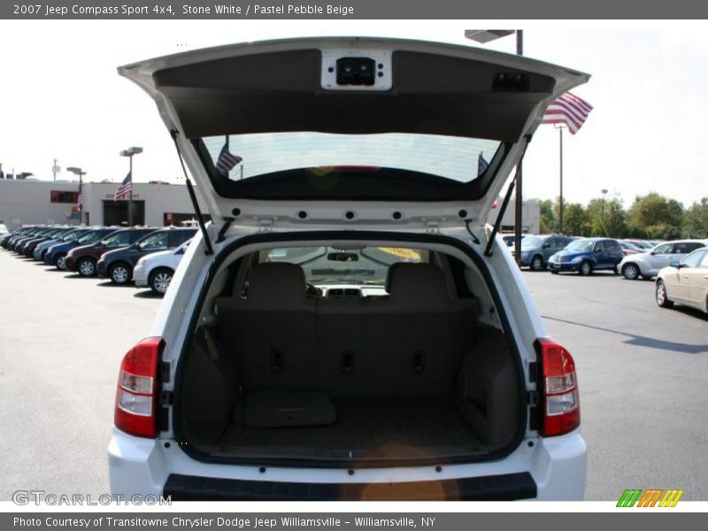 Stone White / Pastel Pebble Beige 2007 Jeep Compass Sport 4x4