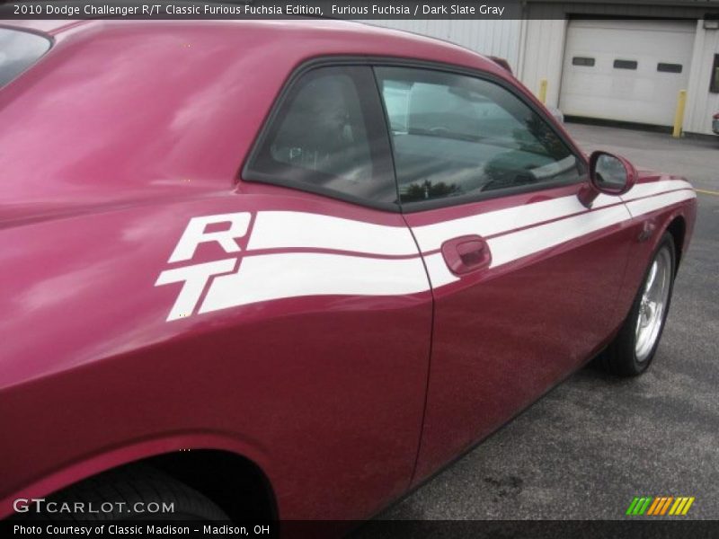 Furious Fuchsia / Dark Slate Gray 2010 Dodge Challenger R/T Classic Furious Fuchsia Edition