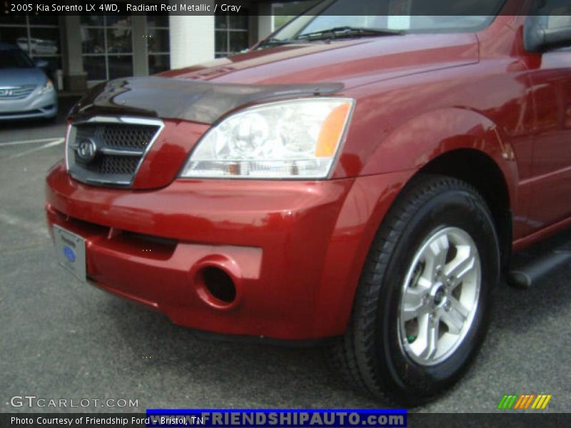 Radiant Red Metallic / Gray 2005 Kia Sorento LX 4WD