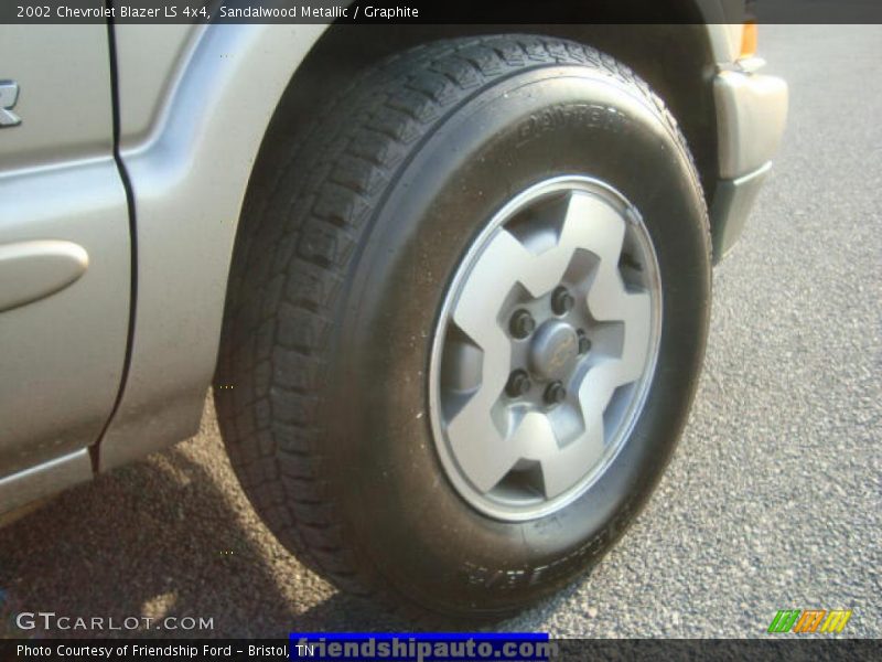 Sandalwood Metallic / Graphite 2002 Chevrolet Blazer LS 4x4