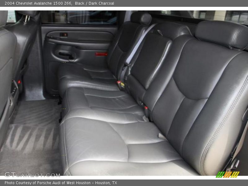Black / Dark Charcoal 2004 Chevrolet Avalanche 1500 Z66