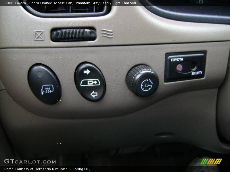 Phantom Gray Pearl / Light Charcoal 2006 Toyota Tundra Limited Access Cab
