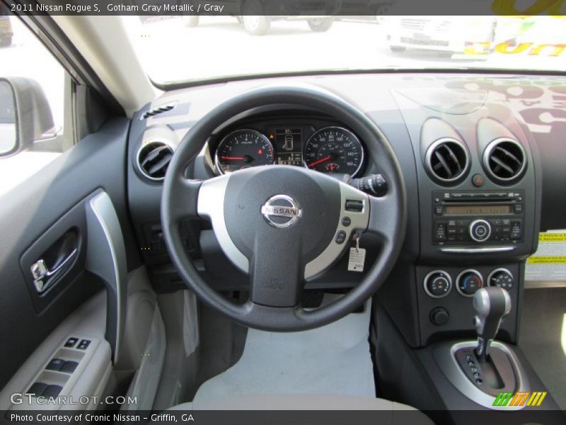 Gotham Gray Metallic / Gray 2011 Nissan Rogue S