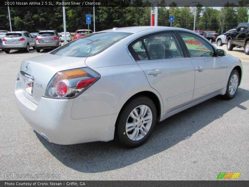 Radiant Silver / Charcoal 2010 Nissan Altima 2.5 SL