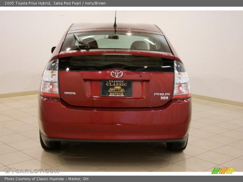 Salsa Red Pearl / Ivory/Brown 2005 Toyota Prius Hybrid