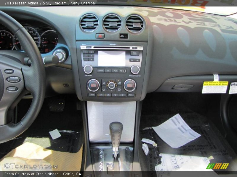 Radiant Silver / Charcoal 2010 Nissan Altima 2.5 SL