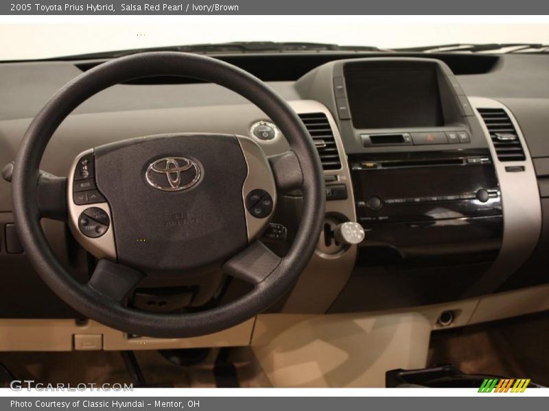 Salsa Red Pearl / Ivory/Brown 2005 Toyota Prius Hybrid