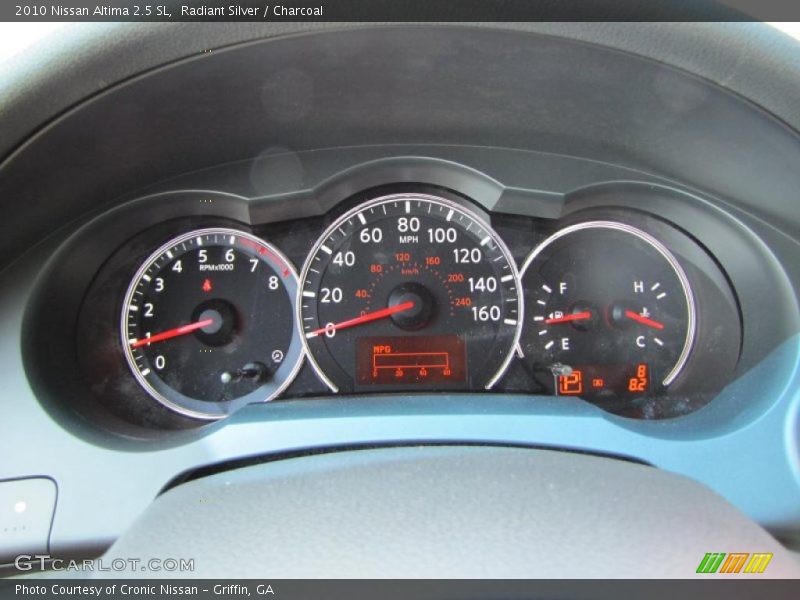 Radiant Silver / Charcoal 2010 Nissan Altima 2.5 SL