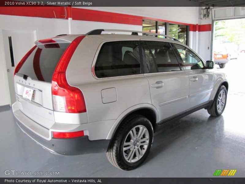 Silver Metallic / Soft Beige 2010 Volvo XC90 3.2