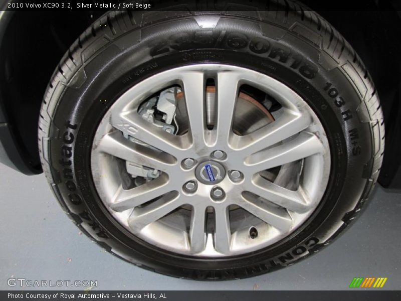 Silver Metallic / Soft Beige 2010 Volvo XC90 3.2