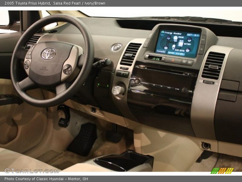 Salsa Red Pearl / Ivory/Brown 2005 Toyota Prius Hybrid