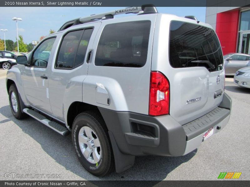 Silver Lightning Metallic / Gray 2010 Nissan Xterra S