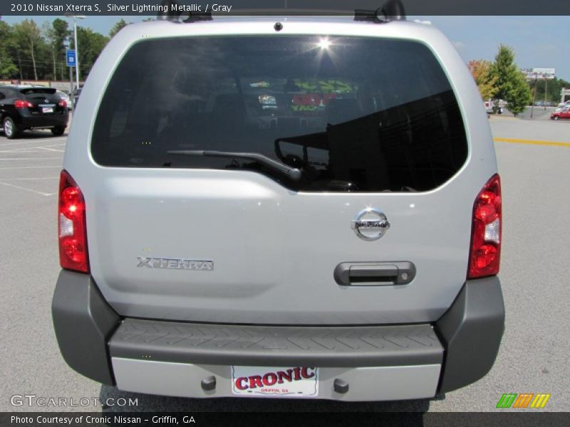 Silver Lightning Metallic / Gray 2010 Nissan Xterra S