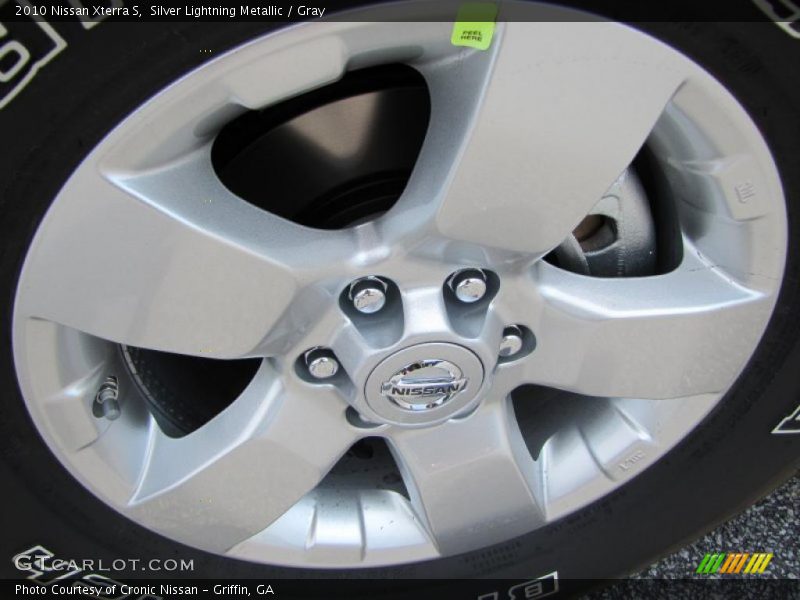 Silver Lightning Metallic / Gray 2010 Nissan Xterra S