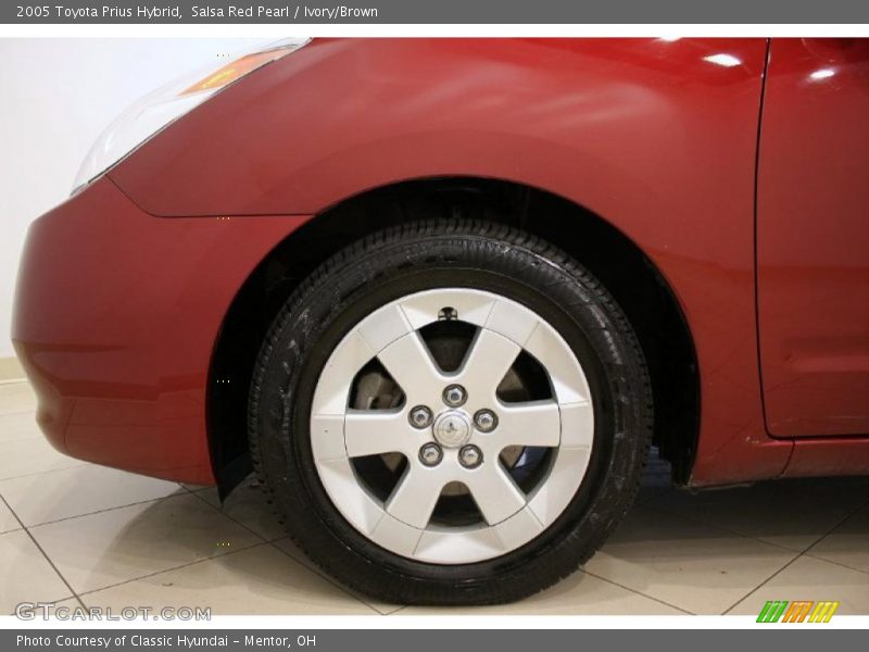 Salsa Red Pearl / Ivory/Brown 2005 Toyota Prius Hybrid