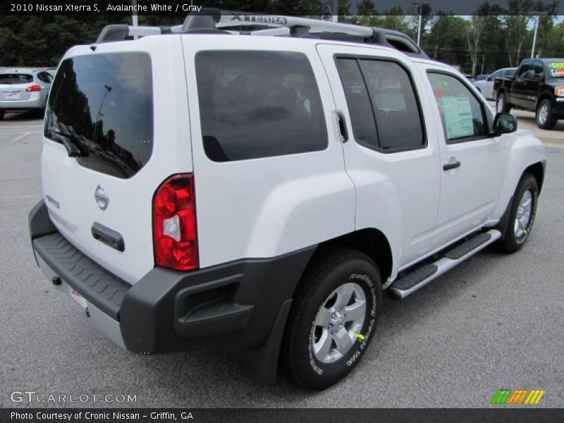 Avalanche White / Gray 2010 Nissan Xterra S