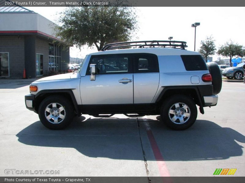 Titanium Metallic / Dark Charcoal 2007 Toyota FJ Cruiser