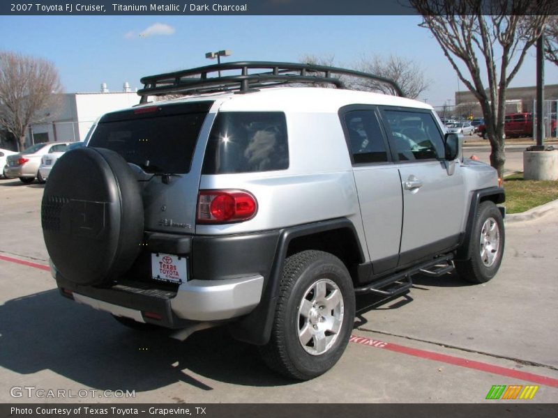 Titanium Metallic / Dark Charcoal 2007 Toyota FJ Cruiser
