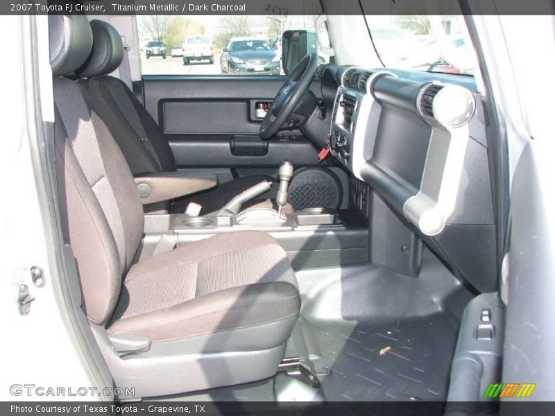 Titanium Metallic / Dark Charcoal 2007 Toyota FJ Cruiser