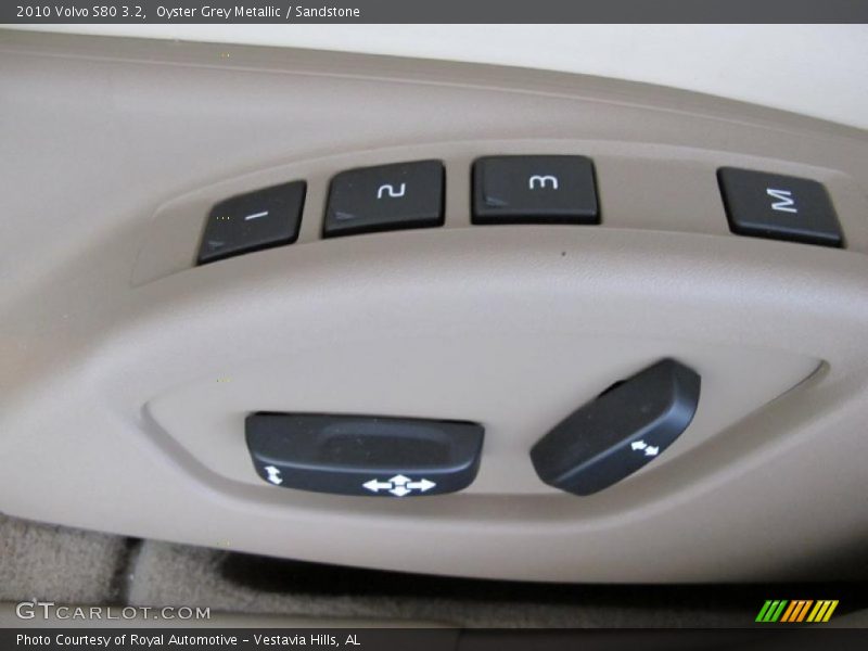 Oyster Grey Metallic / Sandstone 2010 Volvo S80 3.2
