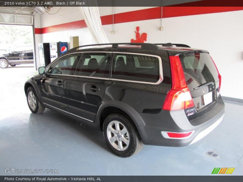 Black / Off Black 2010 Volvo XC70 3.2 AWD