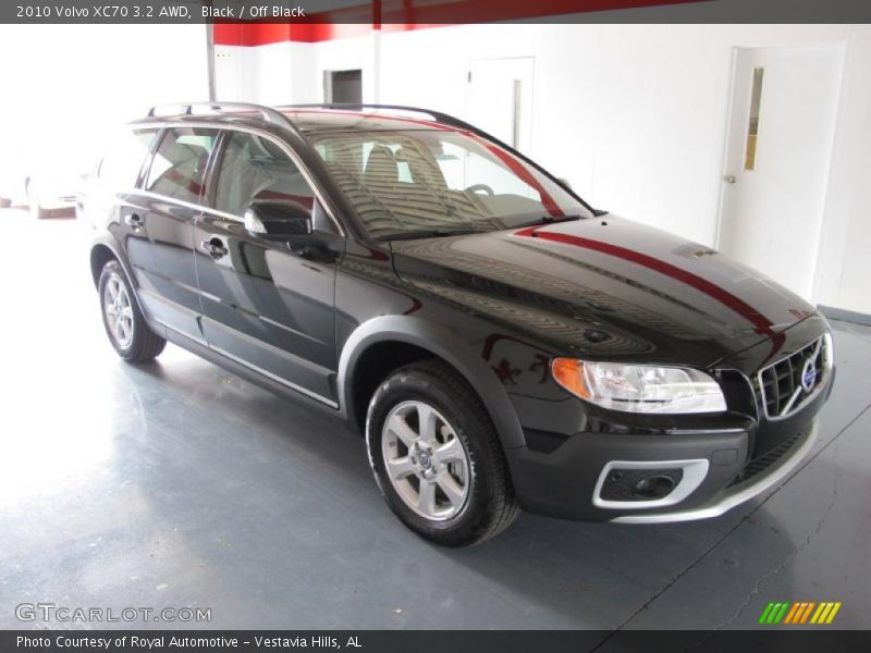 Black / Off Black 2010 Volvo XC70 3.2 AWD