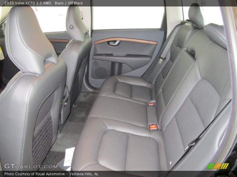 Black / Off Black 2010 Volvo XC70 3.2 AWD