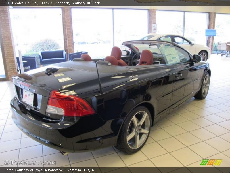 Black / Cranberry Leather/Off Black 2011 Volvo C70 T5