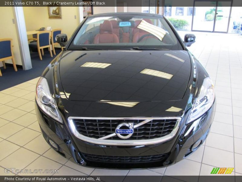 Black / Cranberry Leather/Off Black 2011 Volvo C70 T5