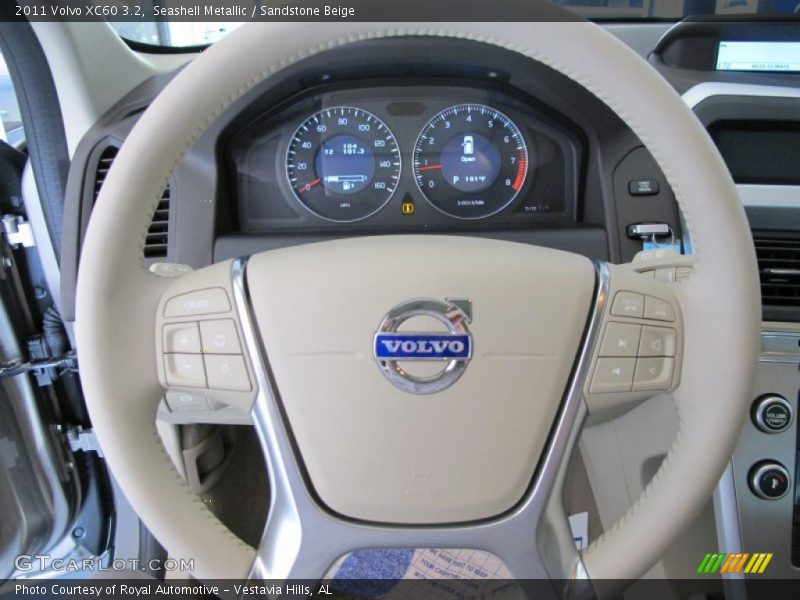 Seashell Metallic / Sandstone Beige 2011 Volvo XC60 3.2