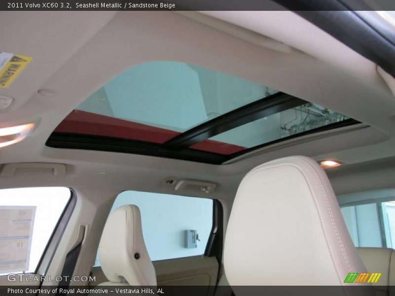 Seashell Metallic / Sandstone Beige 2011 Volvo XC60 3.2