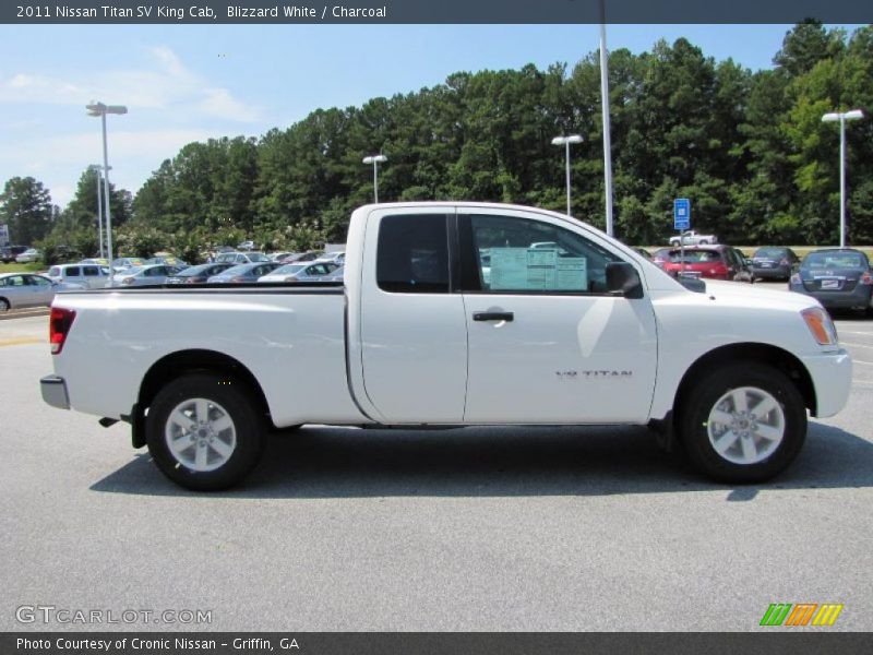 Blizzard White / Charcoal 2011 Nissan Titan SV King Cab