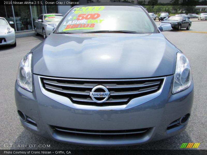 Ocean Gray / Charcoal 2010 Nissan Altima 2.5 S