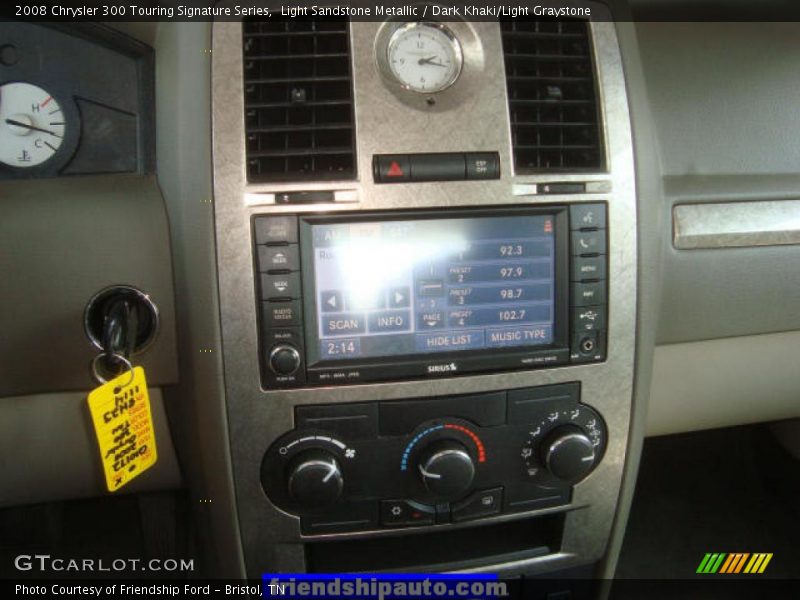 Light Sandstone Metallic / Dark Khaki/Light Graystone 2008 Chrysler 300 Touring Signature Series