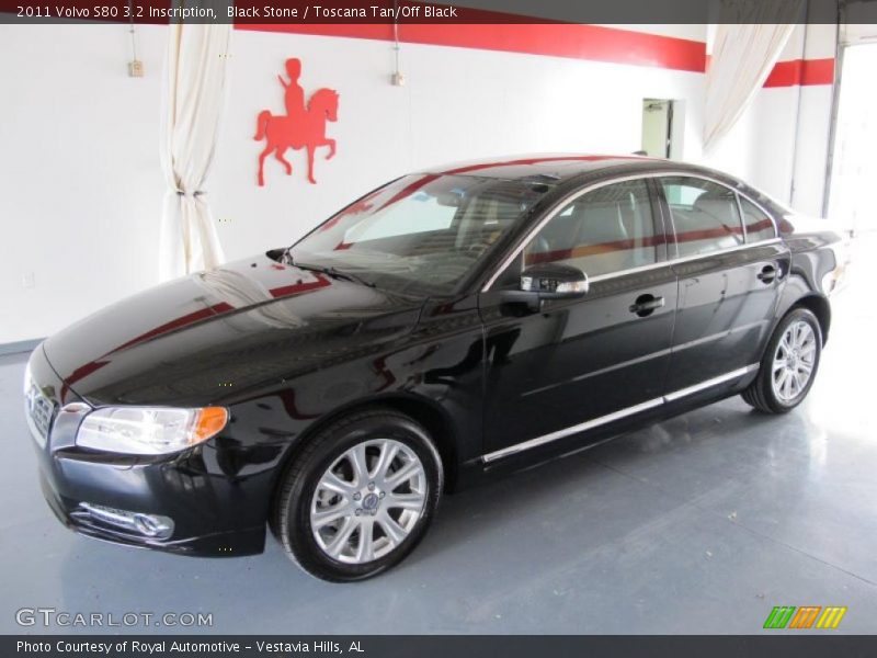 Black Stone / Toscana Tan/Off Black 2011 Volvo S80 3.2 Inscription