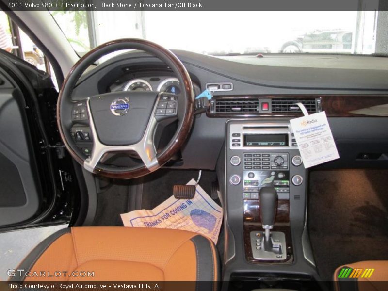 Black Stone / Toscana Tan/Off Black 2011 Volvo S80 3.2 Inscription