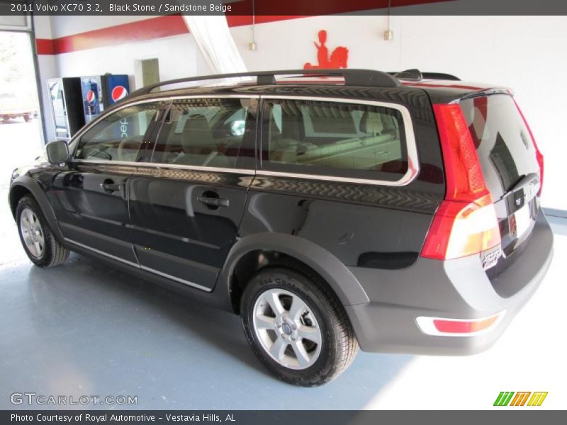 Black Stone / Sandstone Beige 2011 Volvo XC70 3.2