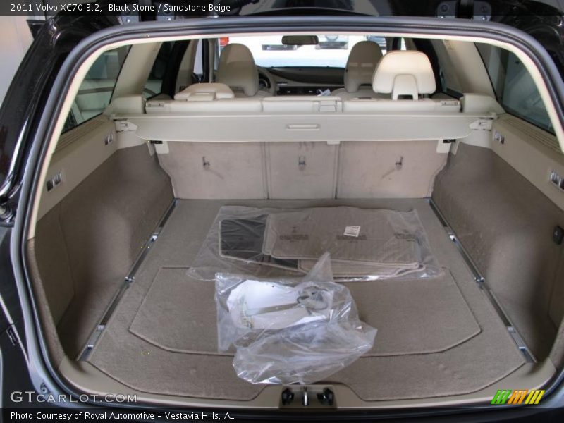 Black Stone / Sandstone Beige 2011 Volvo XC70 3.2