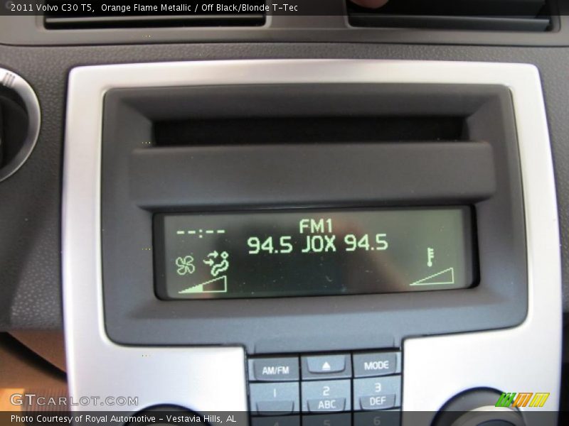 Orange Flame Metallic / Off Black/Blonde T-Tec 2011 Volvo C30 T5