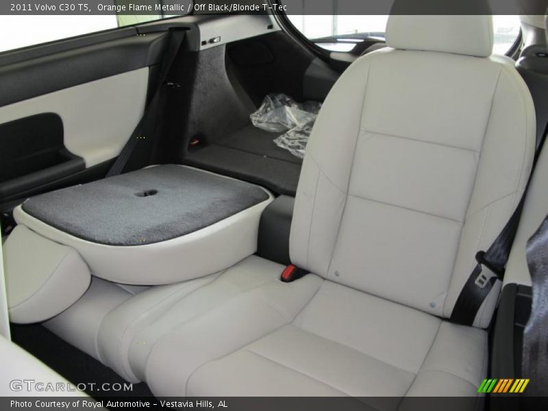 Orange Flame Metallic / Off Black/Blonde T-Tec 2011 Volvo C30 T5